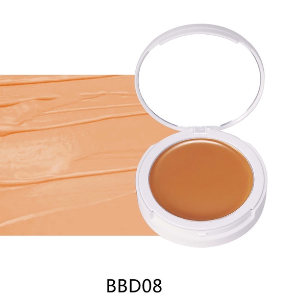 Cream Compact Foundation - Picture 8 of 17